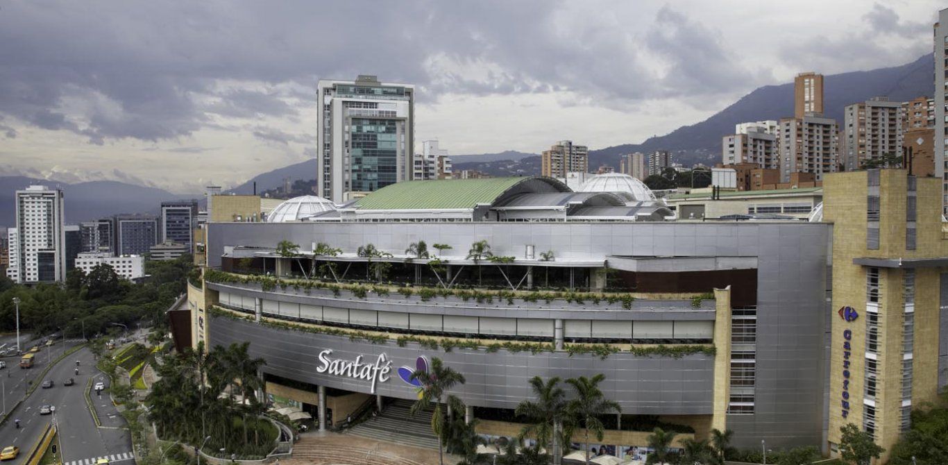 Medellín de compras Tour Centro Comercial Santafé