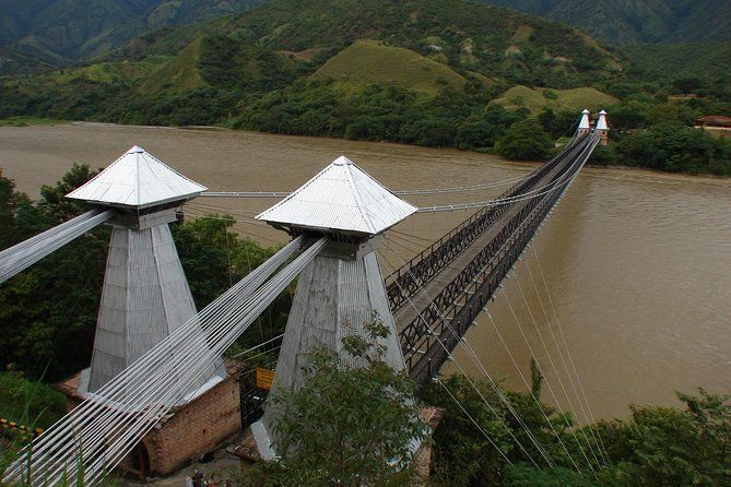 Explora las maravillas naturales de Santa Fe de Antioquia y disfruta Explora las maravillas naturales de Santa Fe de Antioquia y disfruta