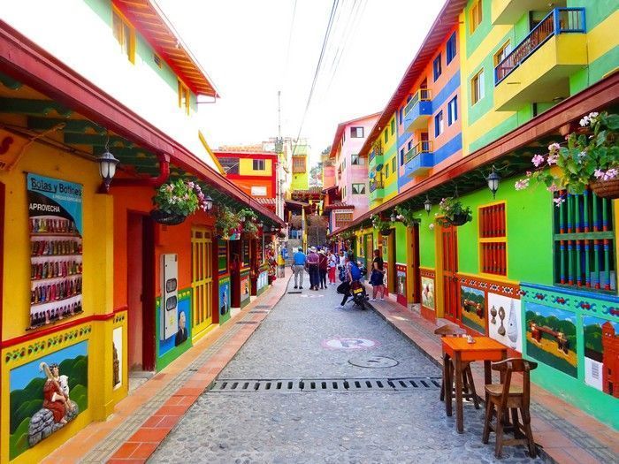Descubre la belleza natural de Guatapé y sus opciones de ecoturismo Descubre la belleza natural de Guatapé y sus opciones de ecoturismo
