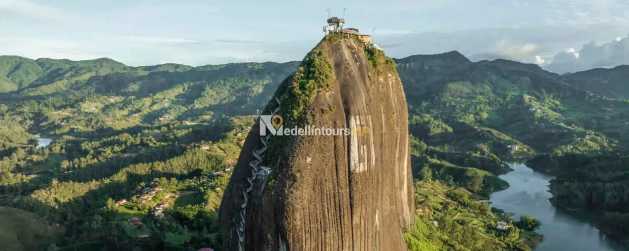MEDELLIN TOURS VIP Piedra del Peñol-Panoramica