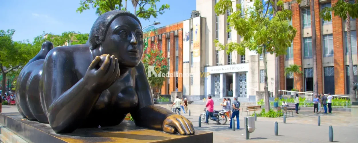 MEDELLIN TOURS VIP Plaza de Botero